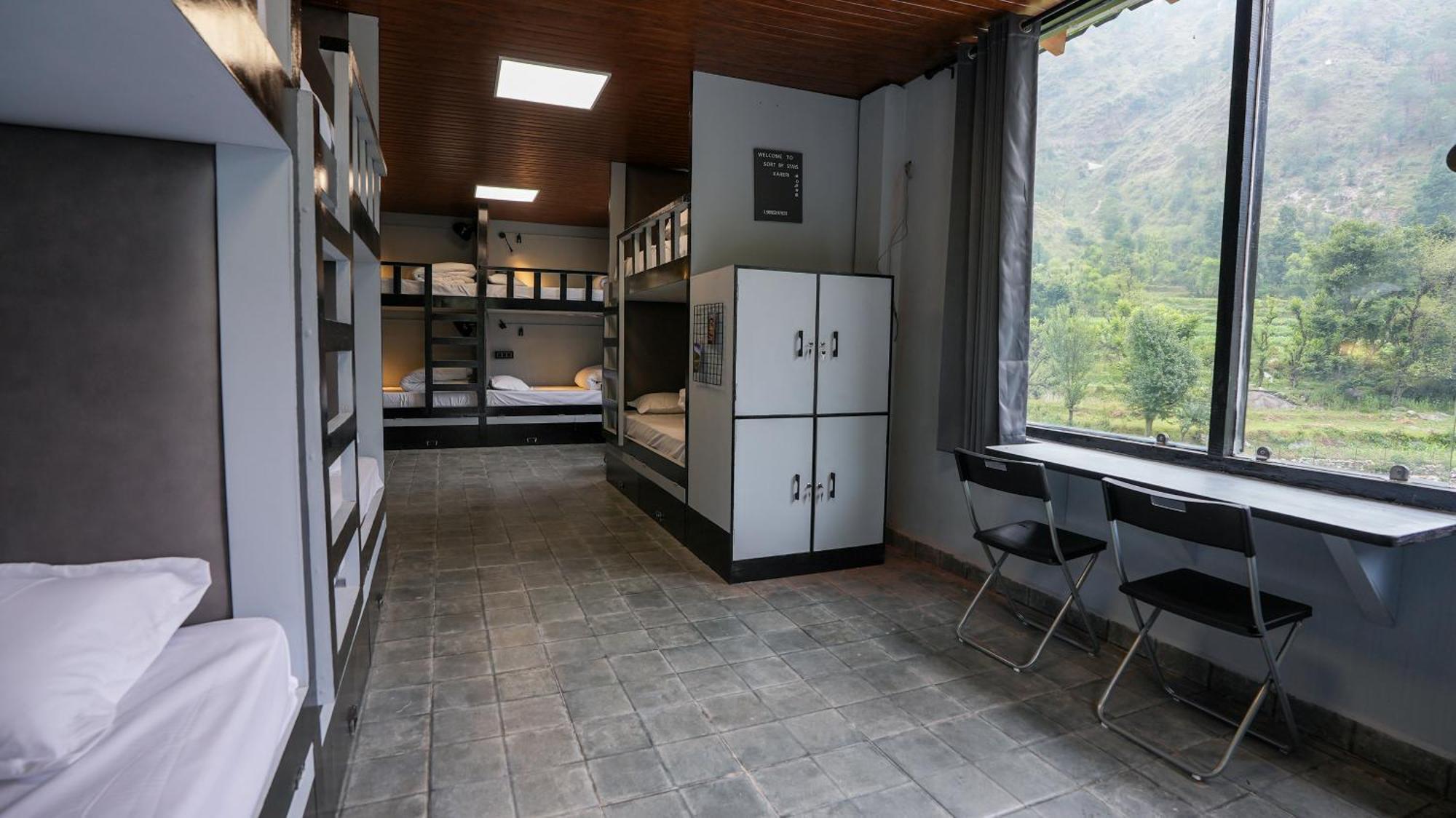 Sort By Stays, Kareri Дармсала Екстер'єр фото